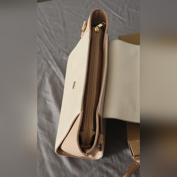 Pokemon Succulents Woven Handbag - Picture 10 of 10